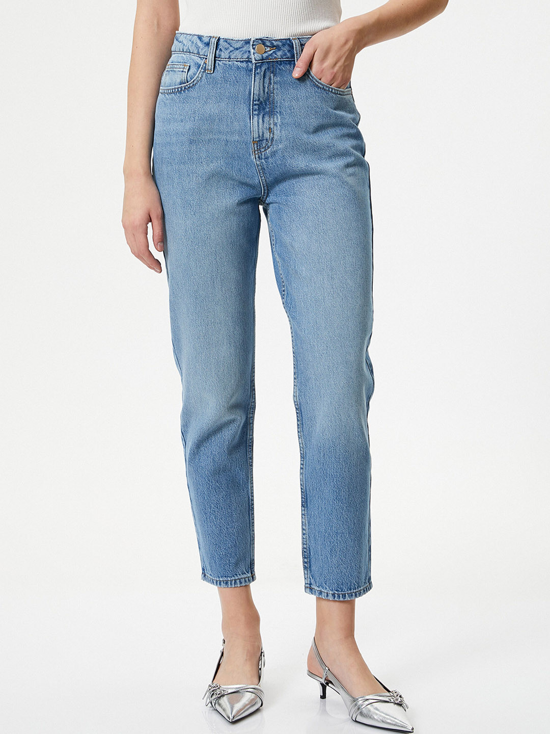 

Koton Women Mid-Rise Clean Look Heavy Fade Jeans, Blue