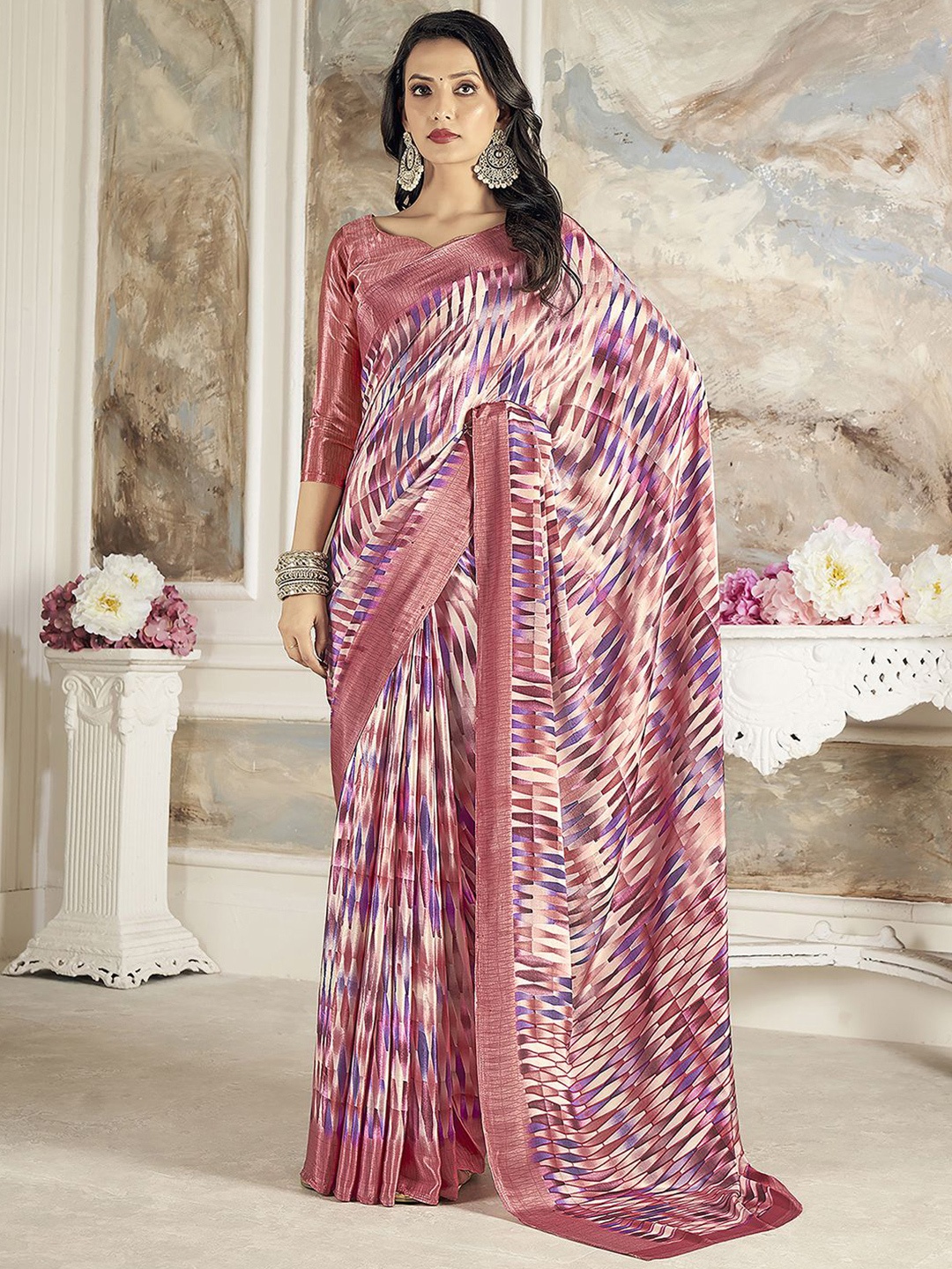 

Mitera Geometric Printed Saree, Pink