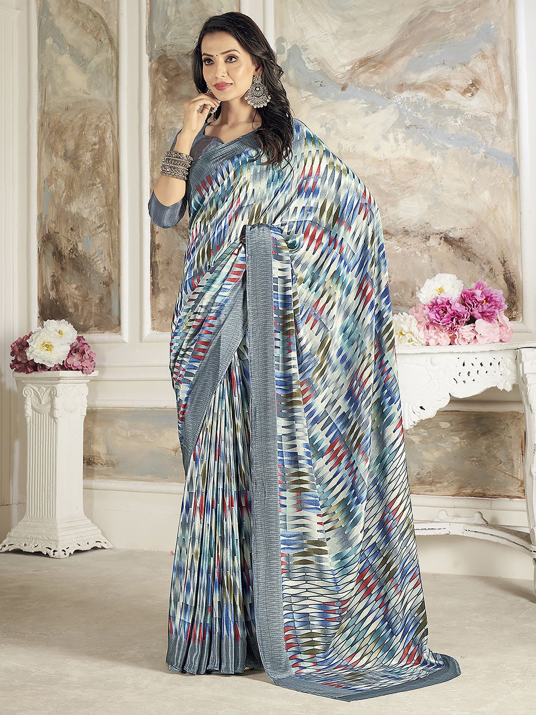 

Mitera Grey & Blue Geometric Printed Sungudi Saree