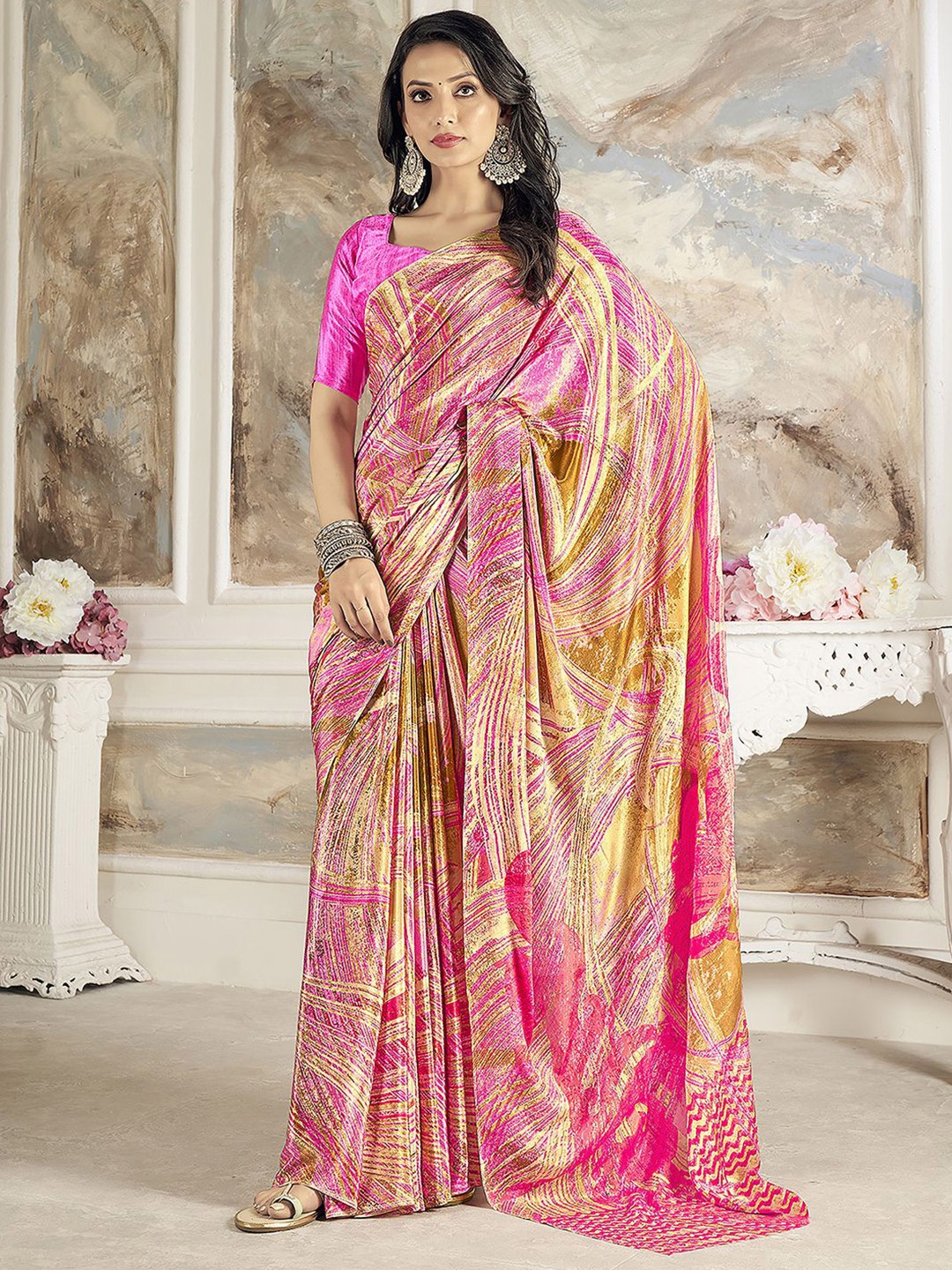 

Mitera Pink Abstract Printed Sungudi Saree
