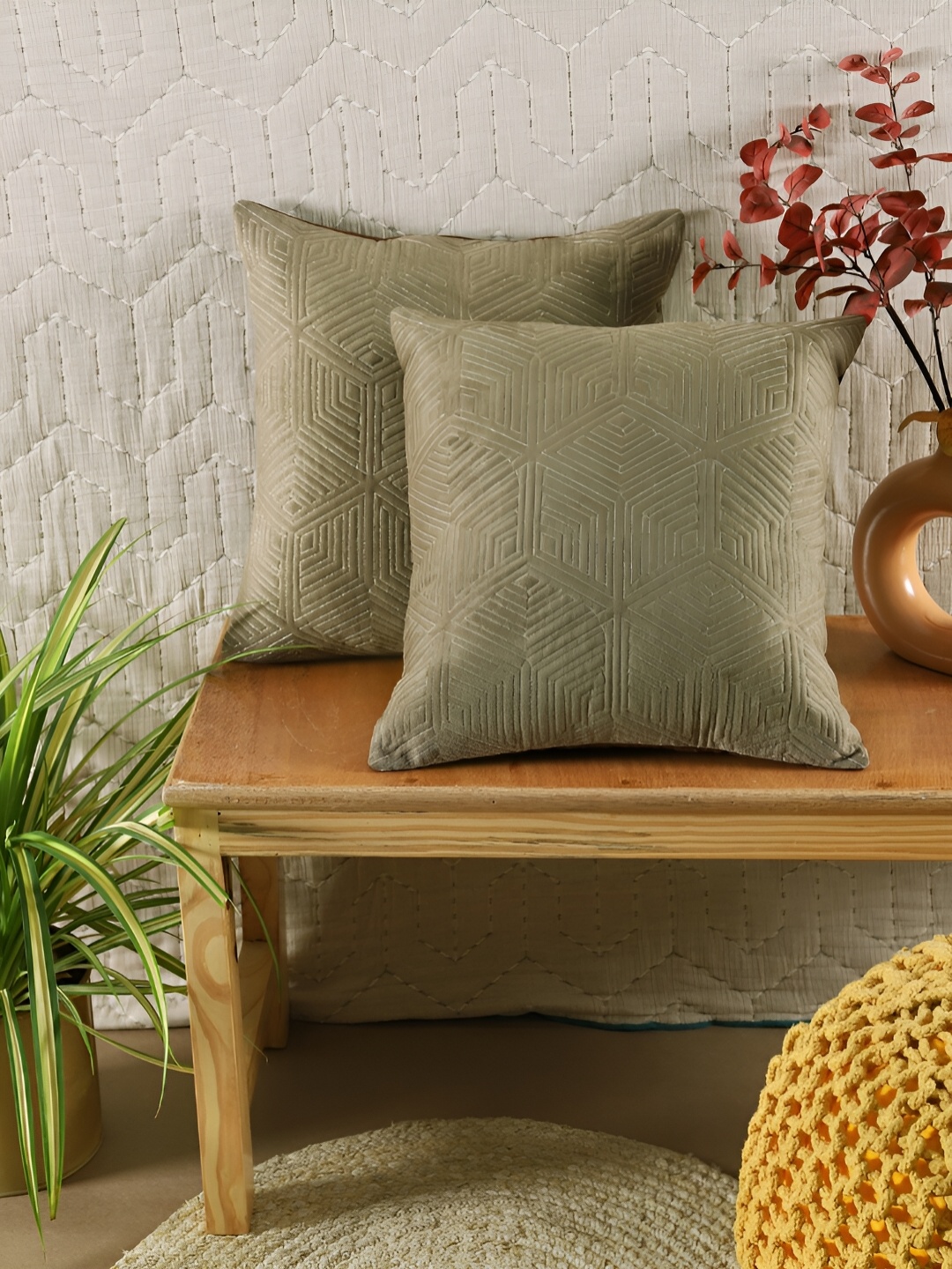 

TARAN LIVING Olive Green 2 Pcs Geometric Square Cushion Covers