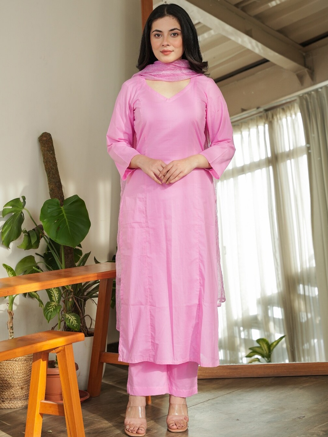 

OneWe Rabia Sweetheart Neck Pure Cotton Kurta With Trousers & Dupatta, Pink