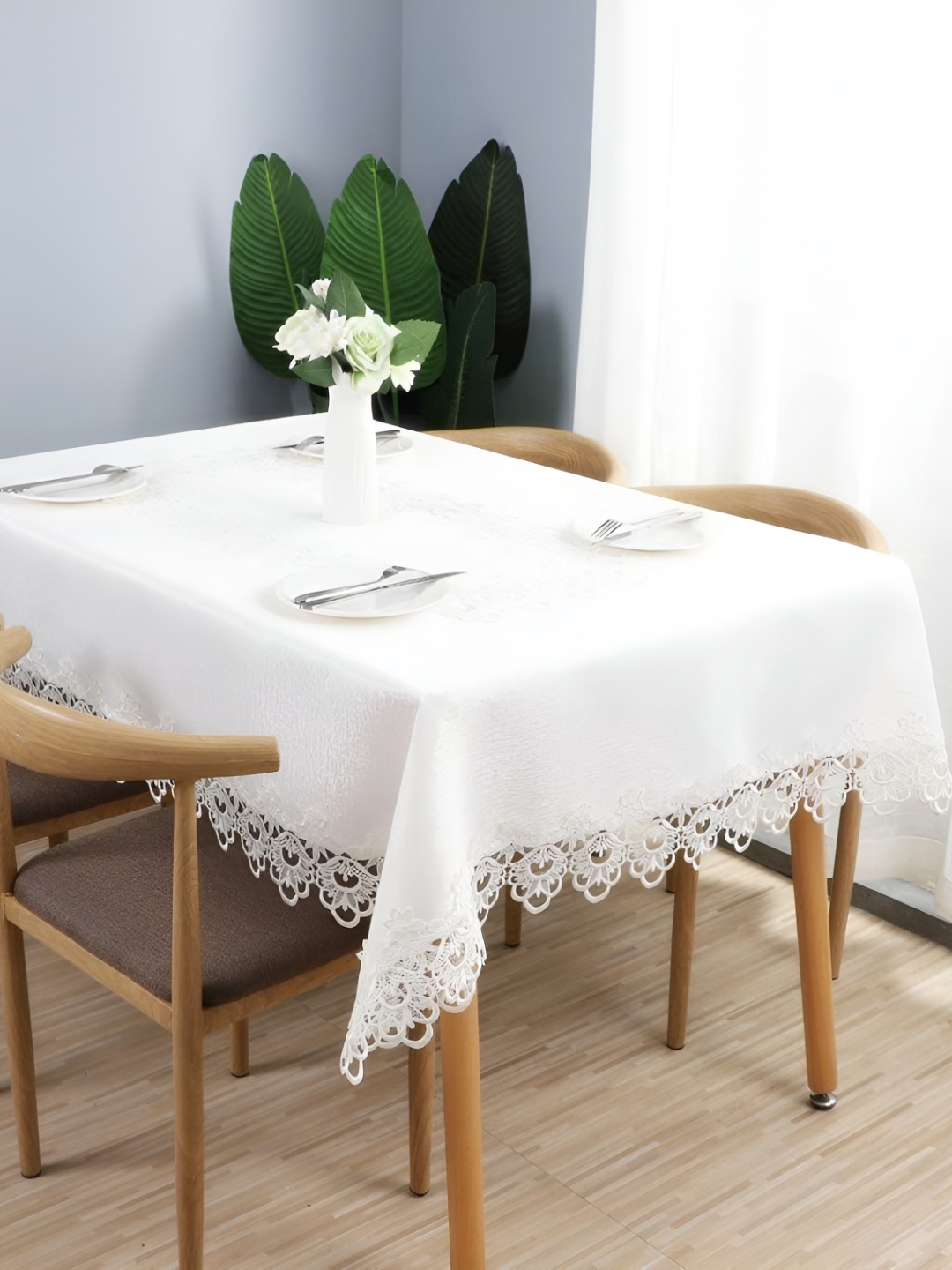 

MONKDECOR White Floral 6-Seater Table Cover with Textured details