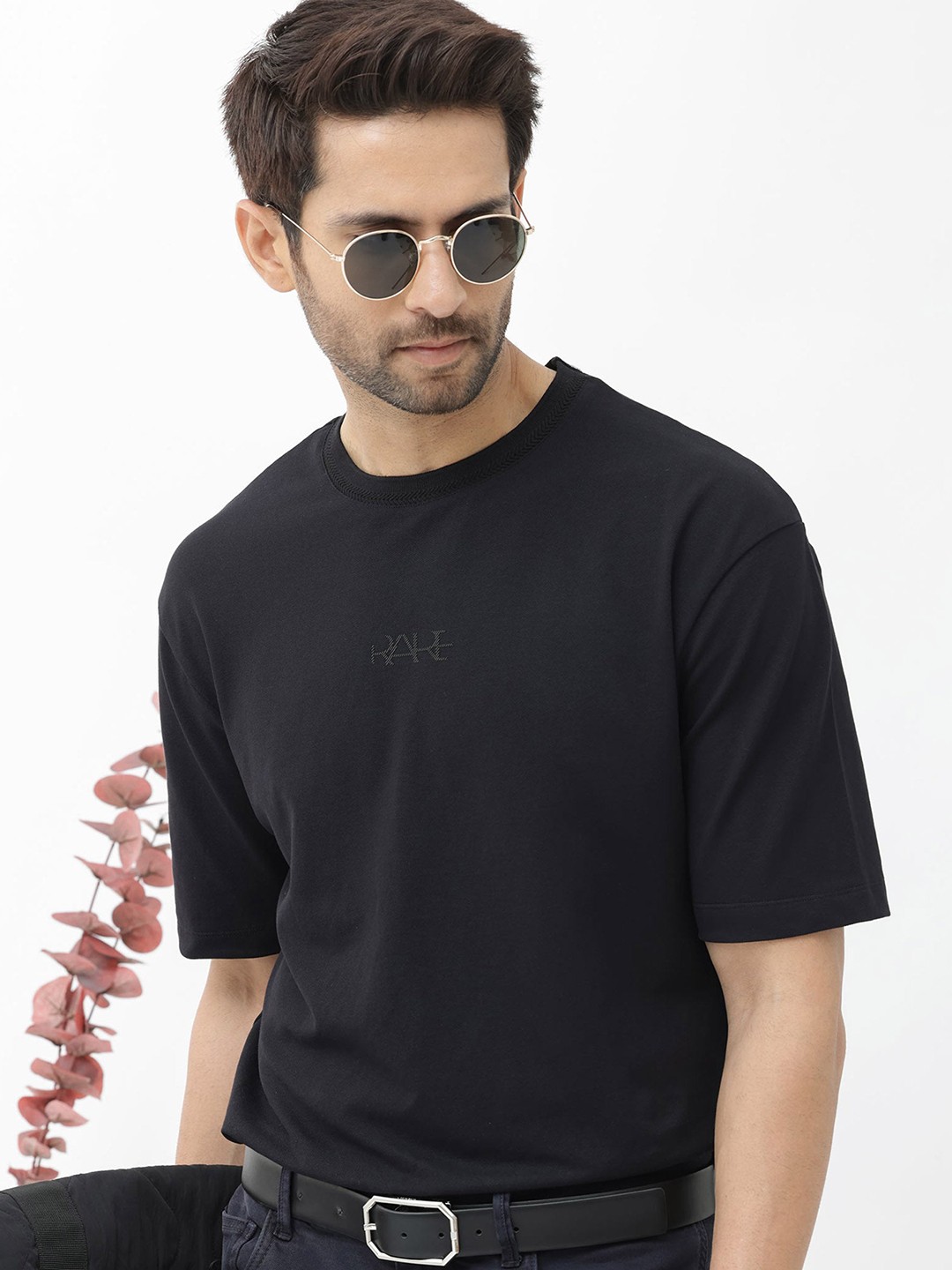 

RARE RABBIT Men Heros Round Neck s Oversized Cotton T-Shirt, Black