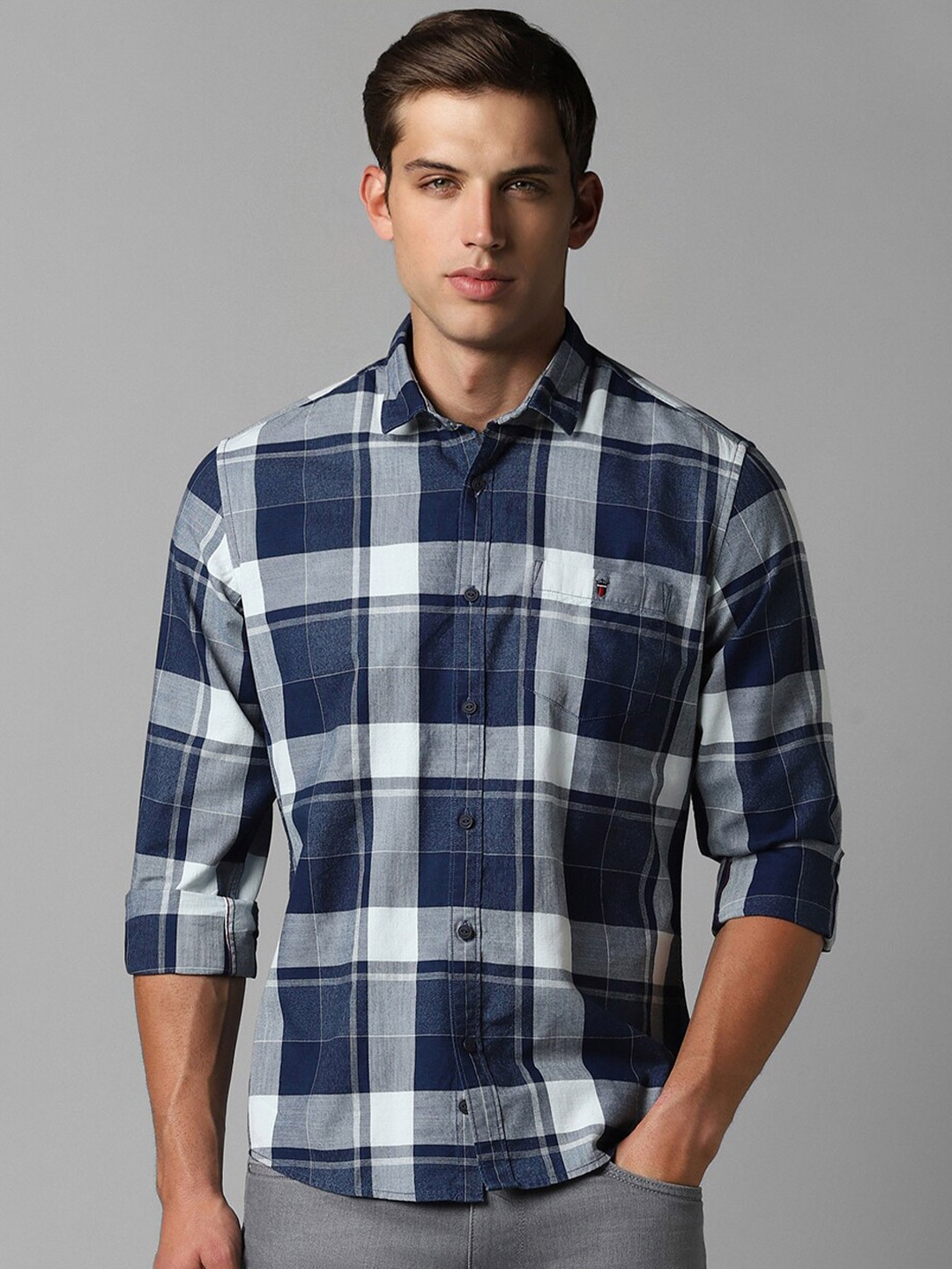 

Louis Philippe Jeans Slim Fit Tartan Checks Spread Collar Long Sleeves Casual Shirt, Navy blue