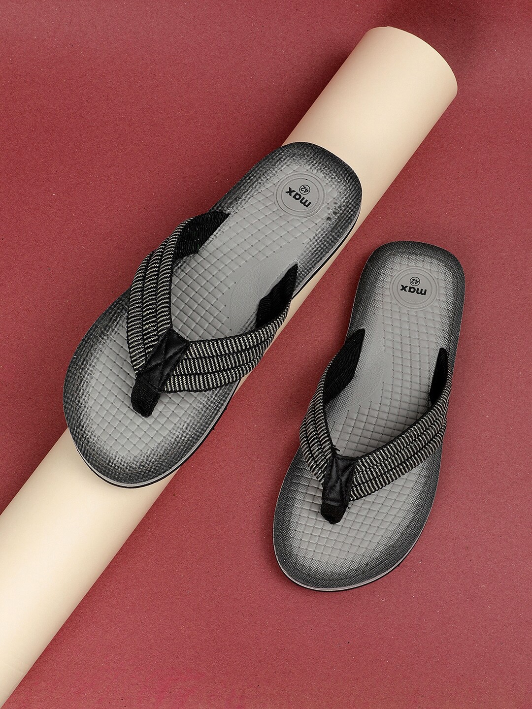 

max Men Self Design Thong Flip-Flops, Black