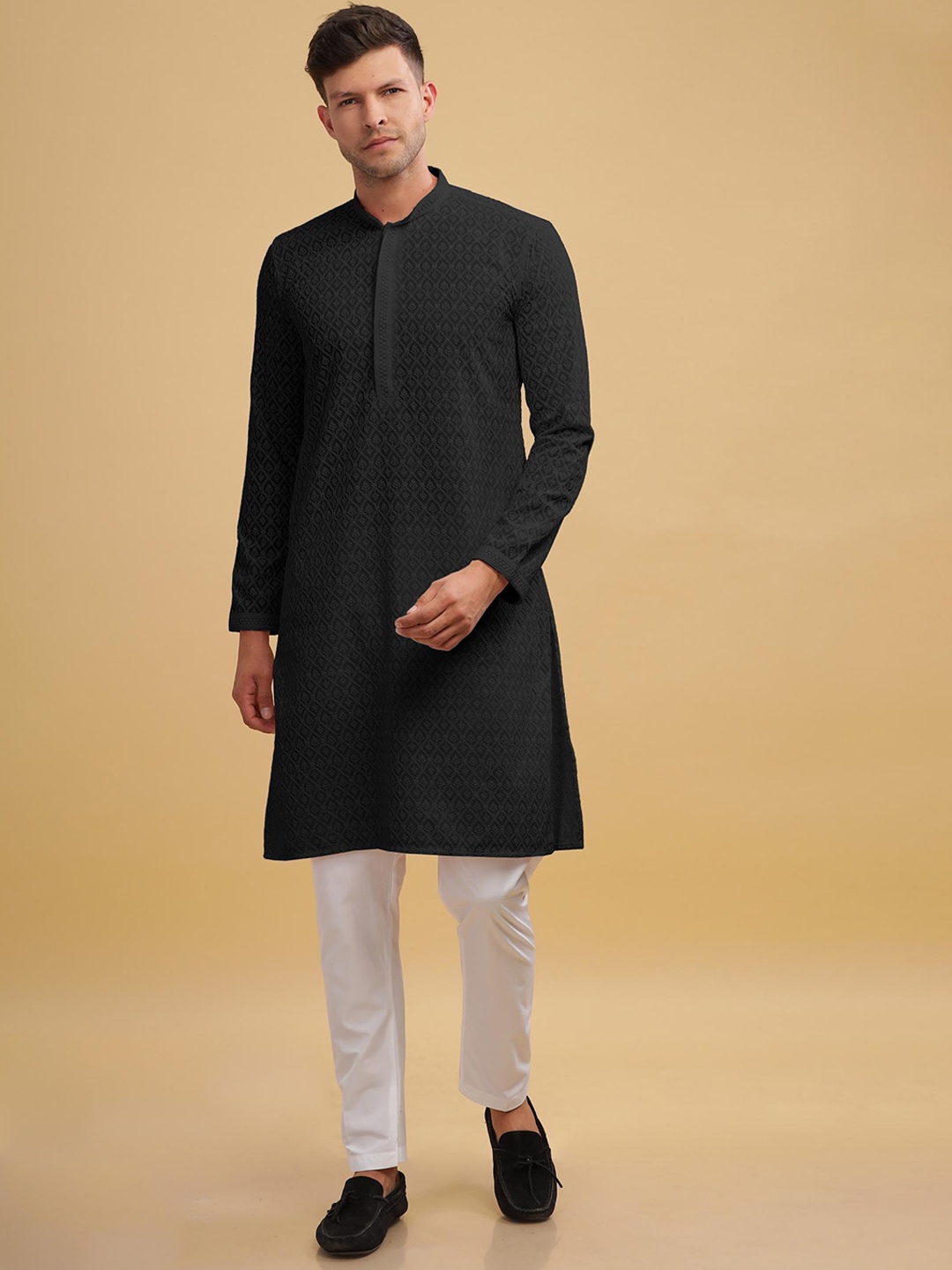 

Anouk Black Ethnic Motifs Embroidered Mandarin Collar Straight Pure Cotton Kurta