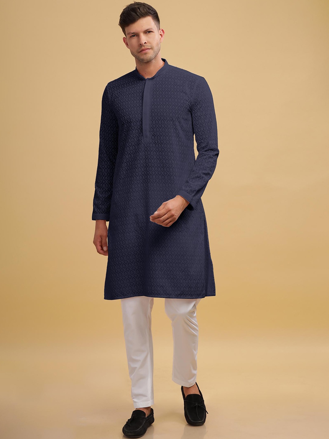 

Anouk Navy Blue Ethnic Motifs Embroidered Mandarin Collar Straight Pure Cotton Kurta