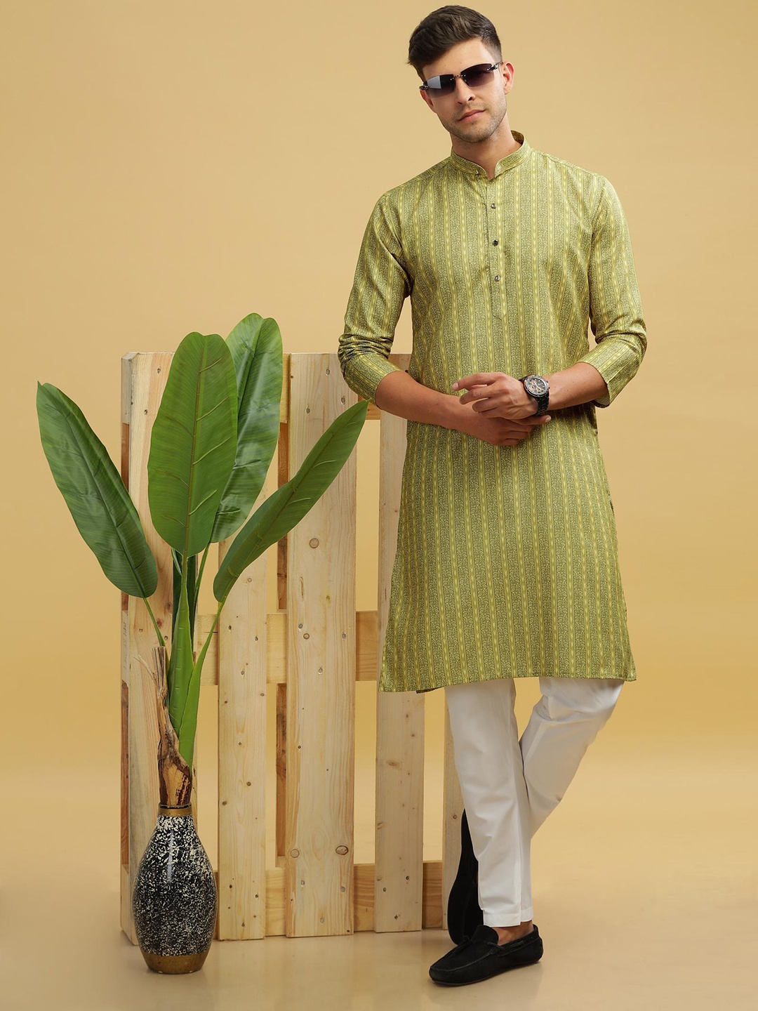 

Anouk Green Striped Mandarin Collar Long Sleeves Cotton Straight Kurta