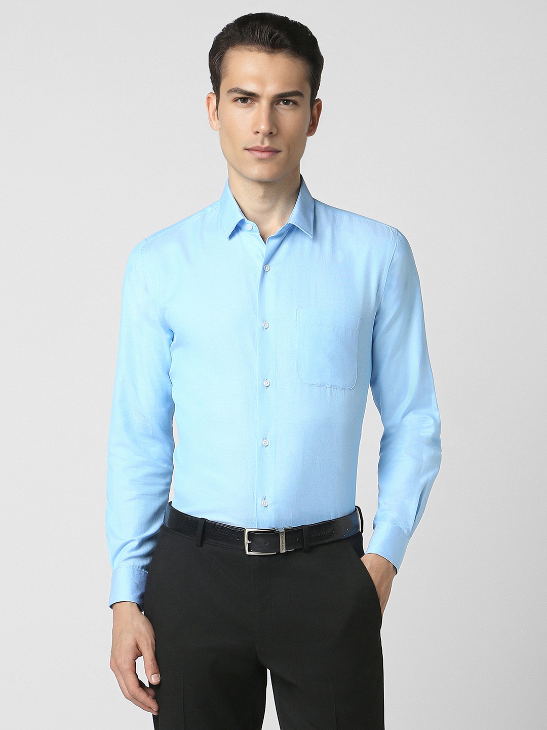 

Peter England Slim Fit Opaque Cotton Formal Shirt, Blue