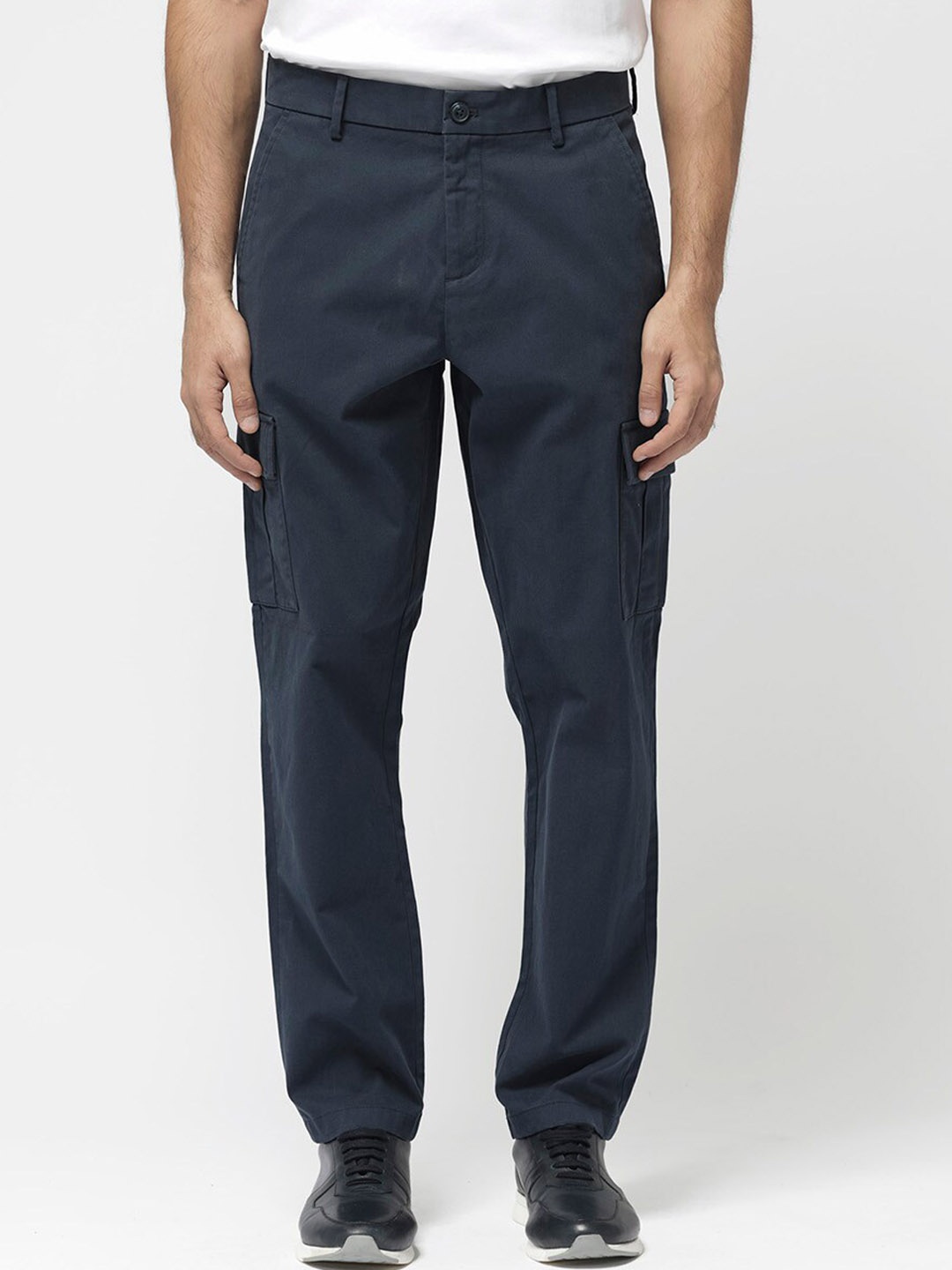 

RARE RABBIT Men Apex Mid-Rise Cotton Cargo Trouser, Navy blue