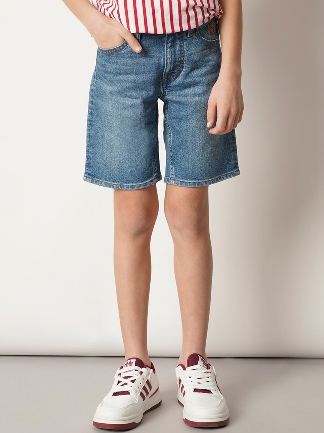 

Jack & Jones Junior Boys Mid-Rise Washed Pure Cotton Denim Shorts, Blue