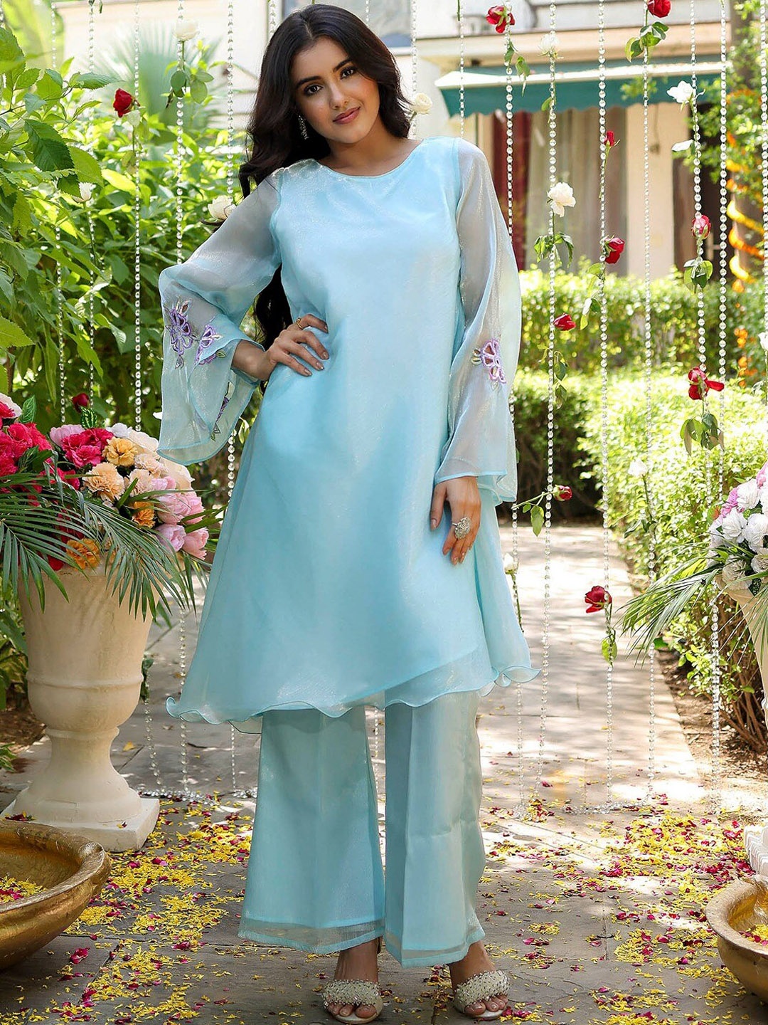 

Lavanya The Label Sequinned Kurta with Trousers, Blue