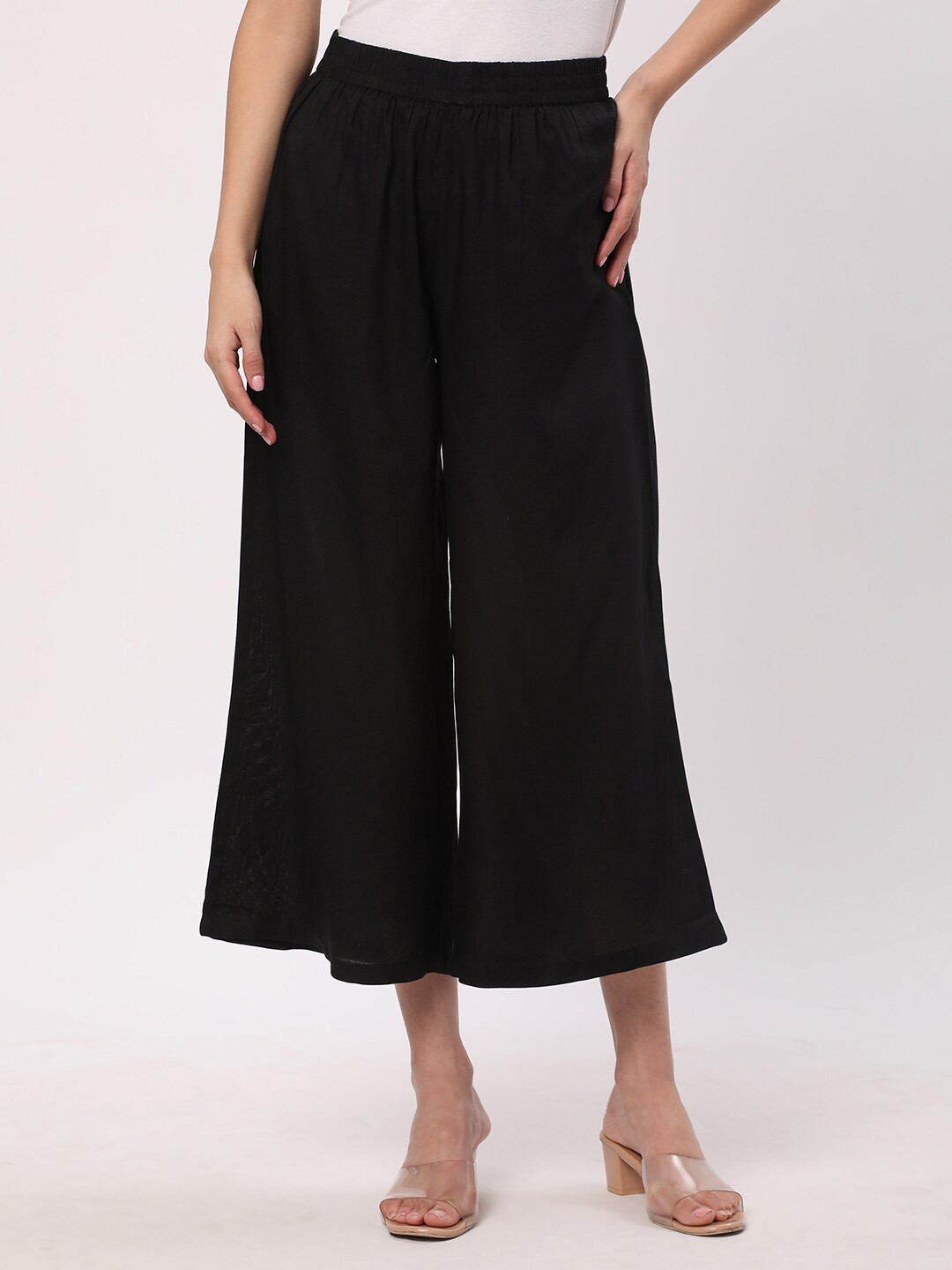 

R&B Mid-Rise Flared Palazzos, Black