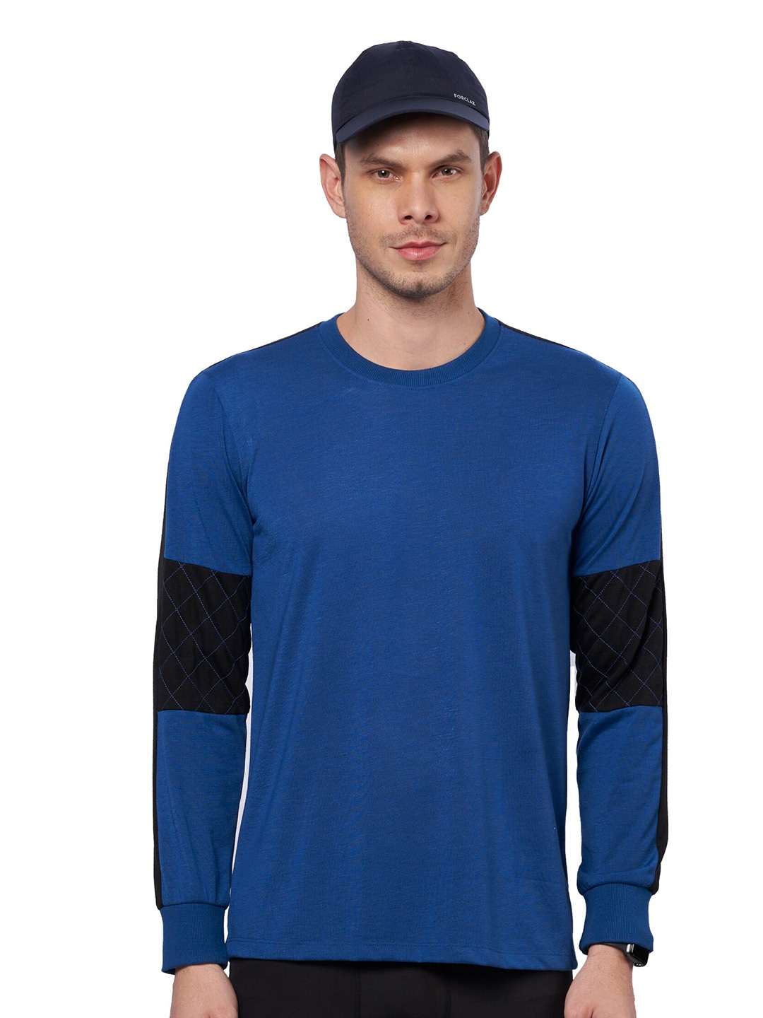 

DOMIN8 Round Neck T-shirt, Blue