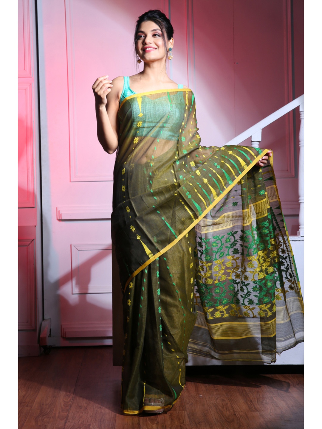 

Charukriti Floral Woven Design Silk Cotton Jamdani Saree, Green