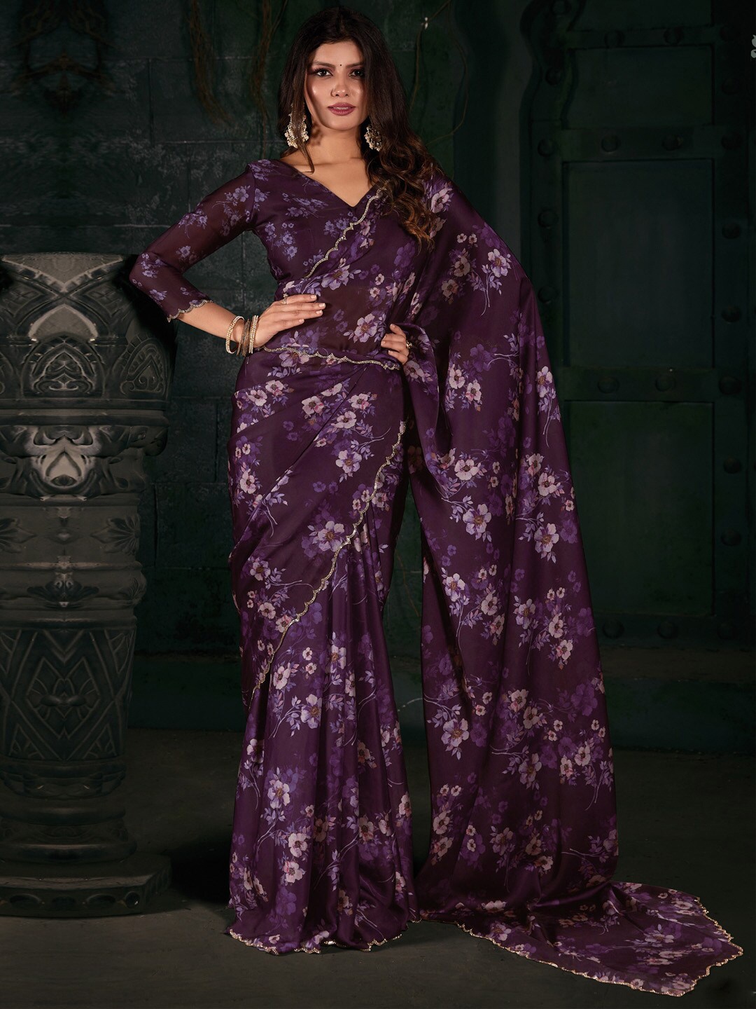 

Saree mall Floral Printed Beads & Stones Satin Belted Saree, Magenta