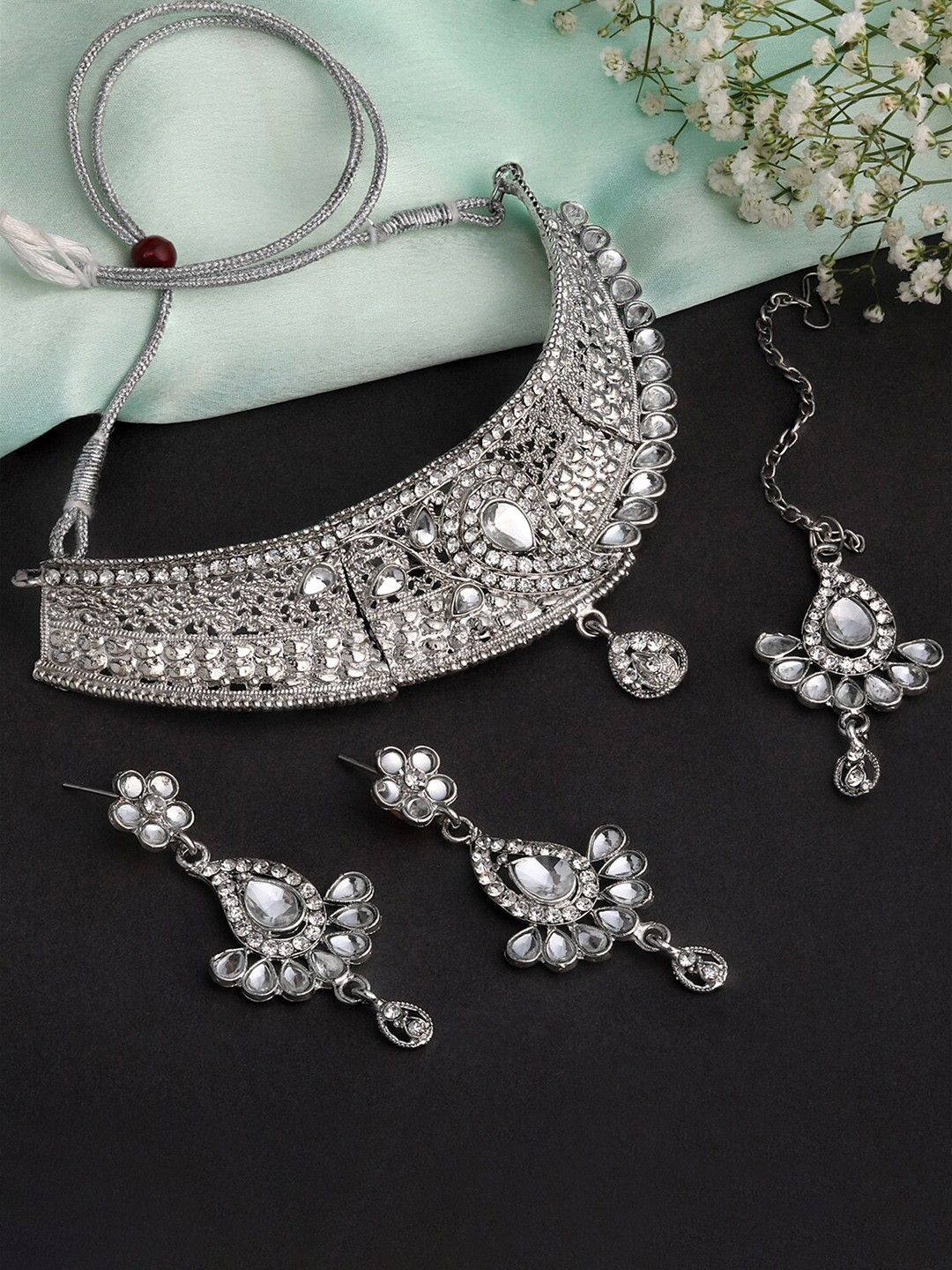 

Shining Diva Silver-Plated Crystal-Studded Jewellery Set