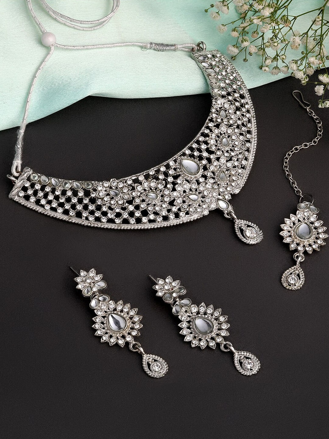 

Shining Diva Silver-Plated Crystal-Studded Jewellery Set