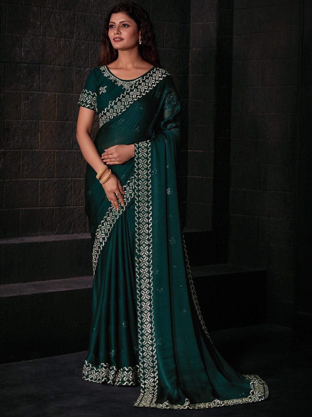 

Saree mall Embellished Beads and Stones Pure Chiffon Saree, Teal