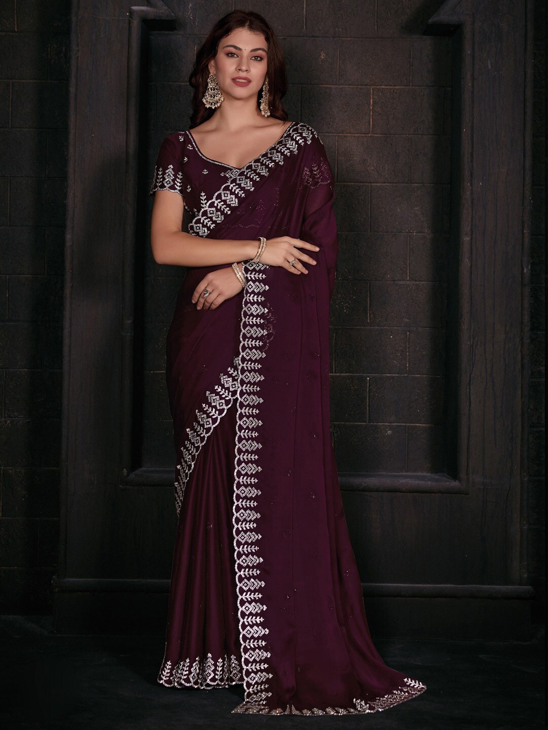 

Saree mall Embellished Border Beads and Stones Pure Chiffon Saree, Magenta