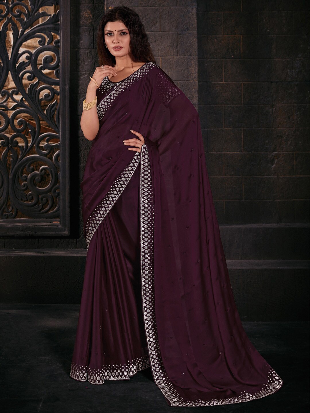 

Saree mall Embellished Border Beads & Stones Pure Chiffon Saree, Magenta