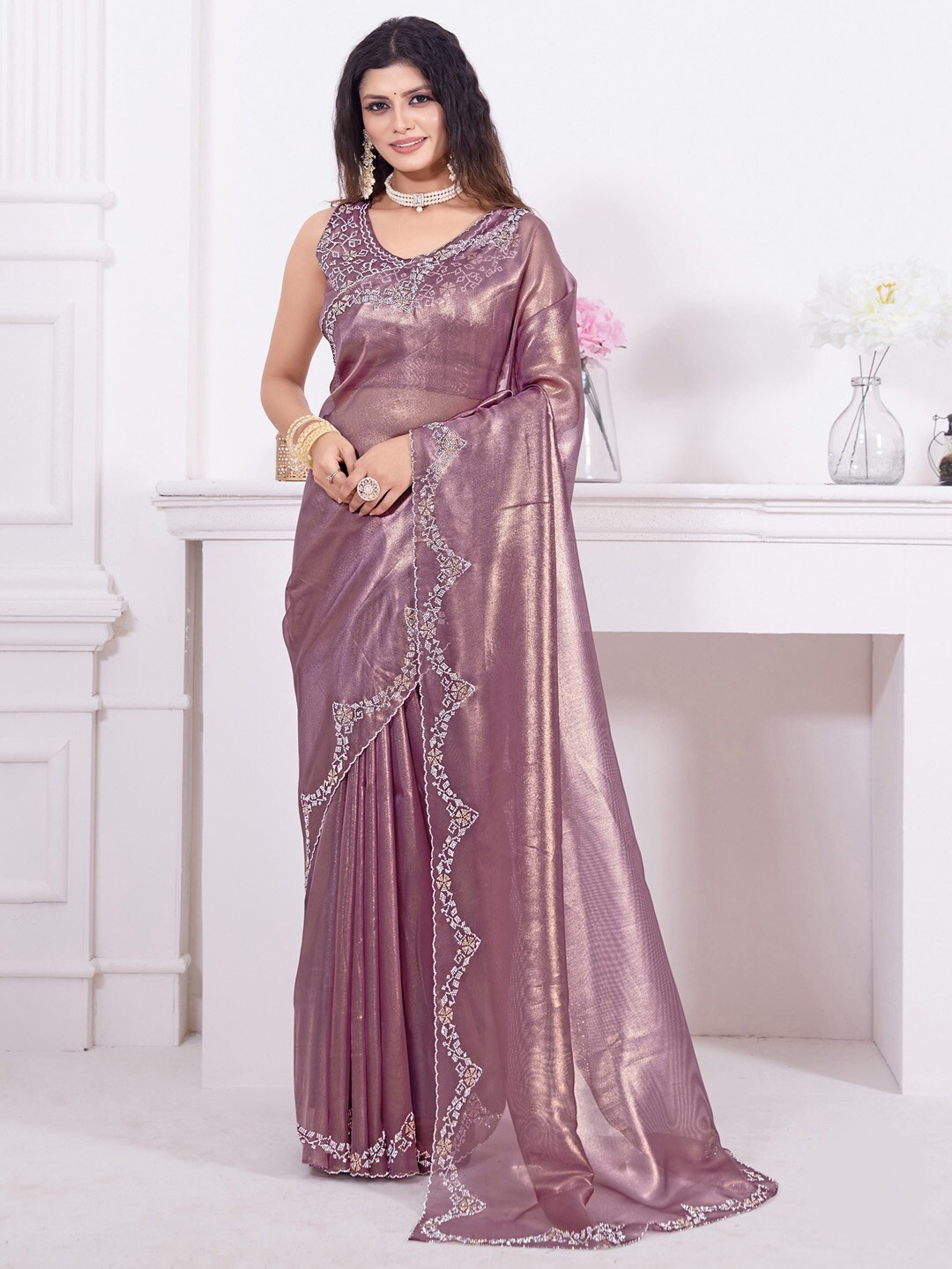 

Saree mall Embellished Organza Saree, Mauve