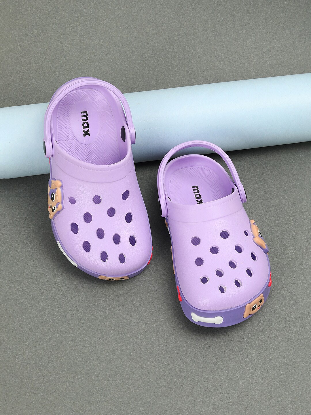 

max Girls Self Design Clogs, Purple