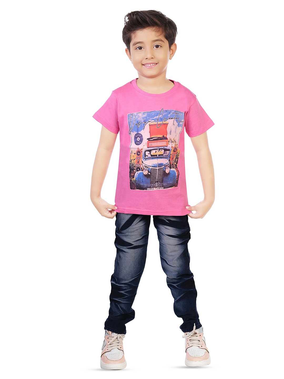

CELEBRITY CLUB Boys Printed T-Shirt With Trouser, Pink