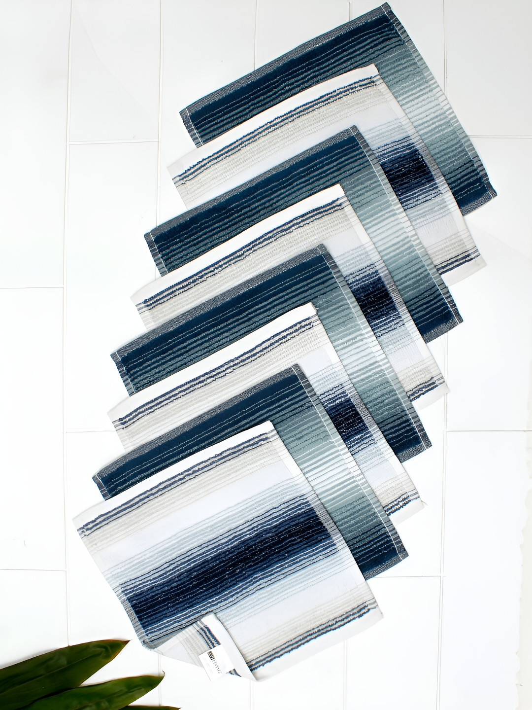 

AVI Living 8 Pcs Pure Cotton Stripe 550 GSM Cotton Face Towels, Blue