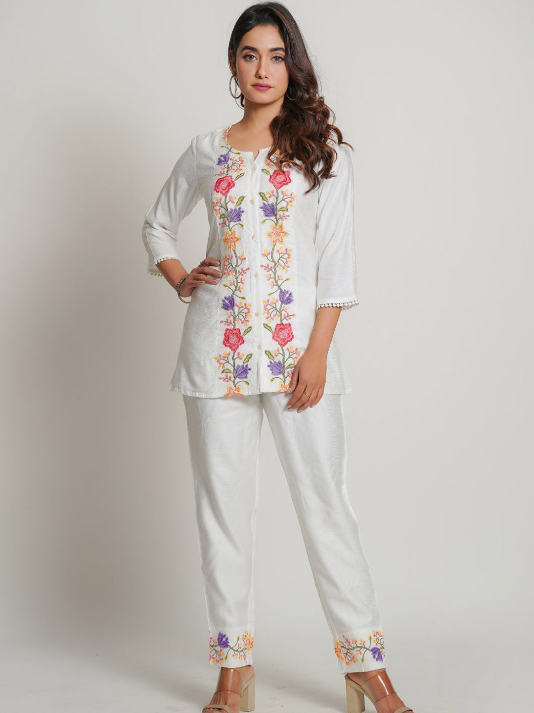 

Zolo Label Embroidered Round Neck Top With Trouser, White