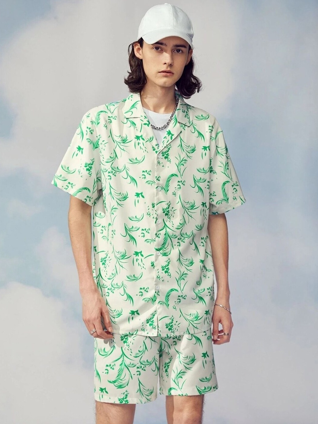 

GRECIILOOKS Printed Shirt & Shorts Co-Ords, Green