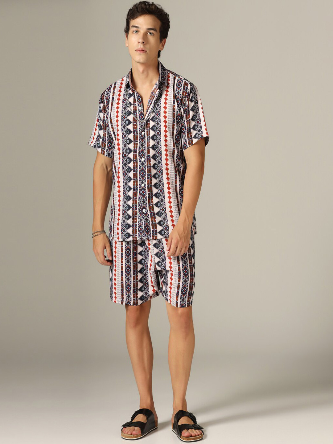 

GRECIILOOKS Printed Short Sleeves Shirt With Shorts, Peach