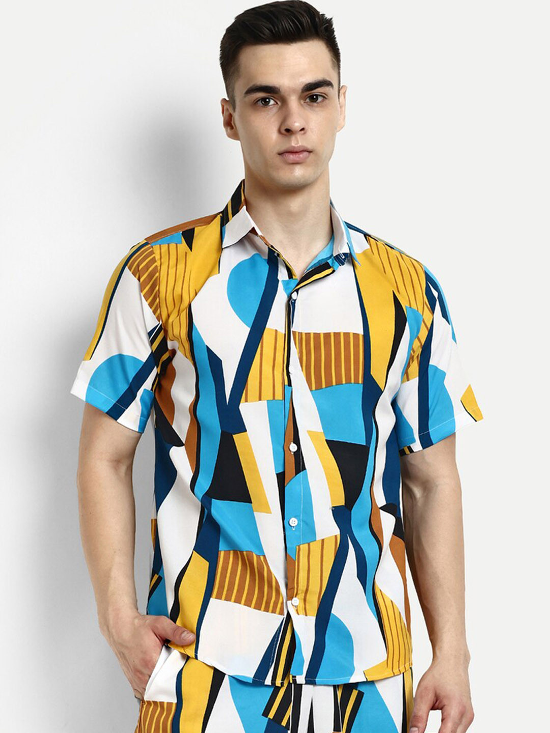 

GRECIILOOKS Printed Shirt With Shorts Co-Ords, Blue
