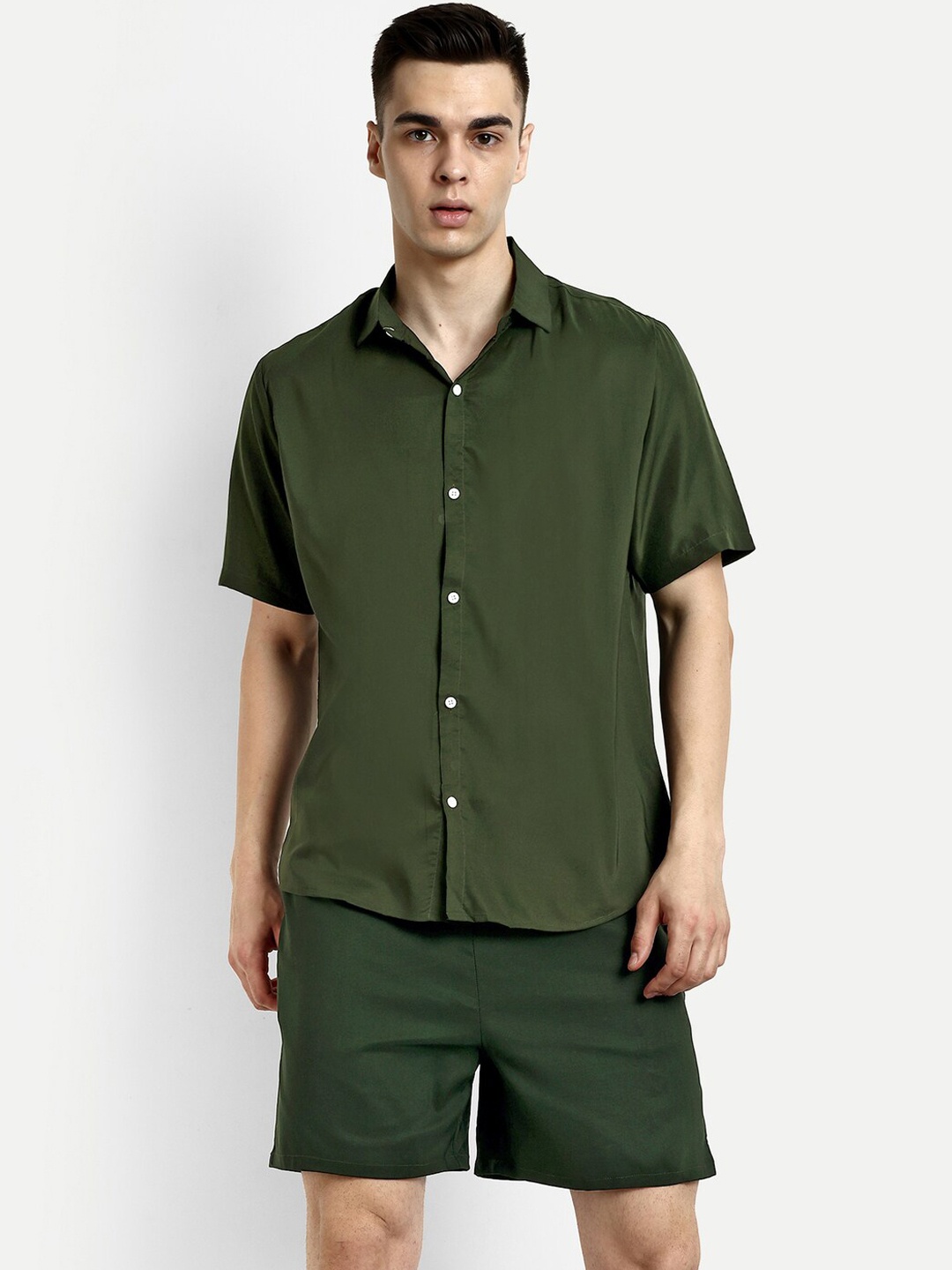 

GRECIILOOKS Shirt Collar Shirt With Shorts, Green