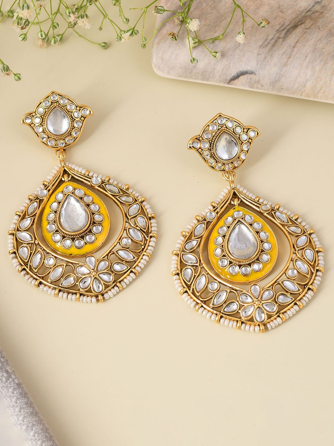 

Designbox Kundan-Studded Contemporary Drop Earrings, Gold