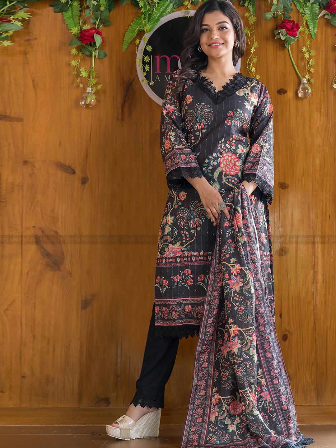 

KALINI Floral Printed Regular Sequinned Kurta With Trousers & Dupatta, Black