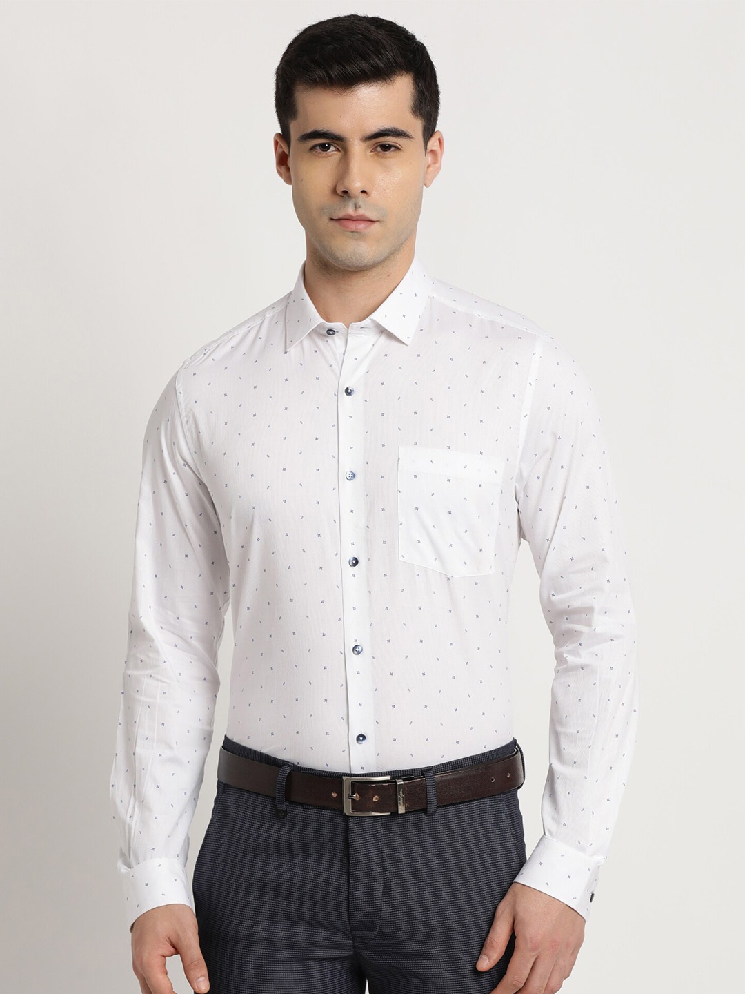 

Turtle Standard Slim Fit Micro Ditsy Printed Pure Cotton Formal Shirt, White