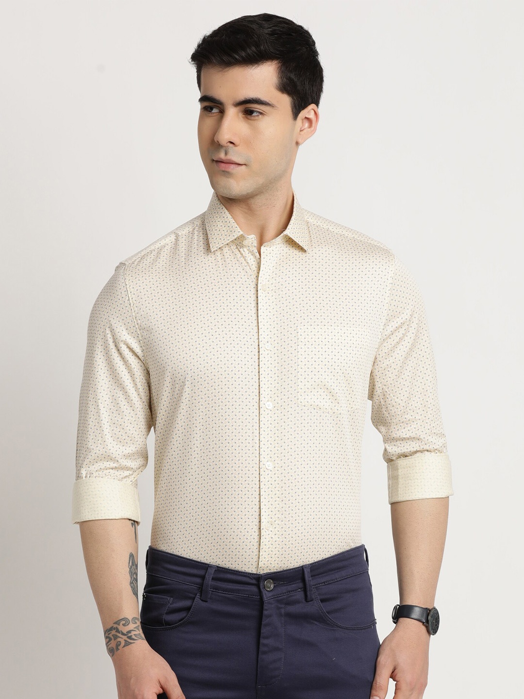 

Turtle Standard Slim Fit Micro Disy Printed Spread Collar Cotton Formal Shirt, Beige