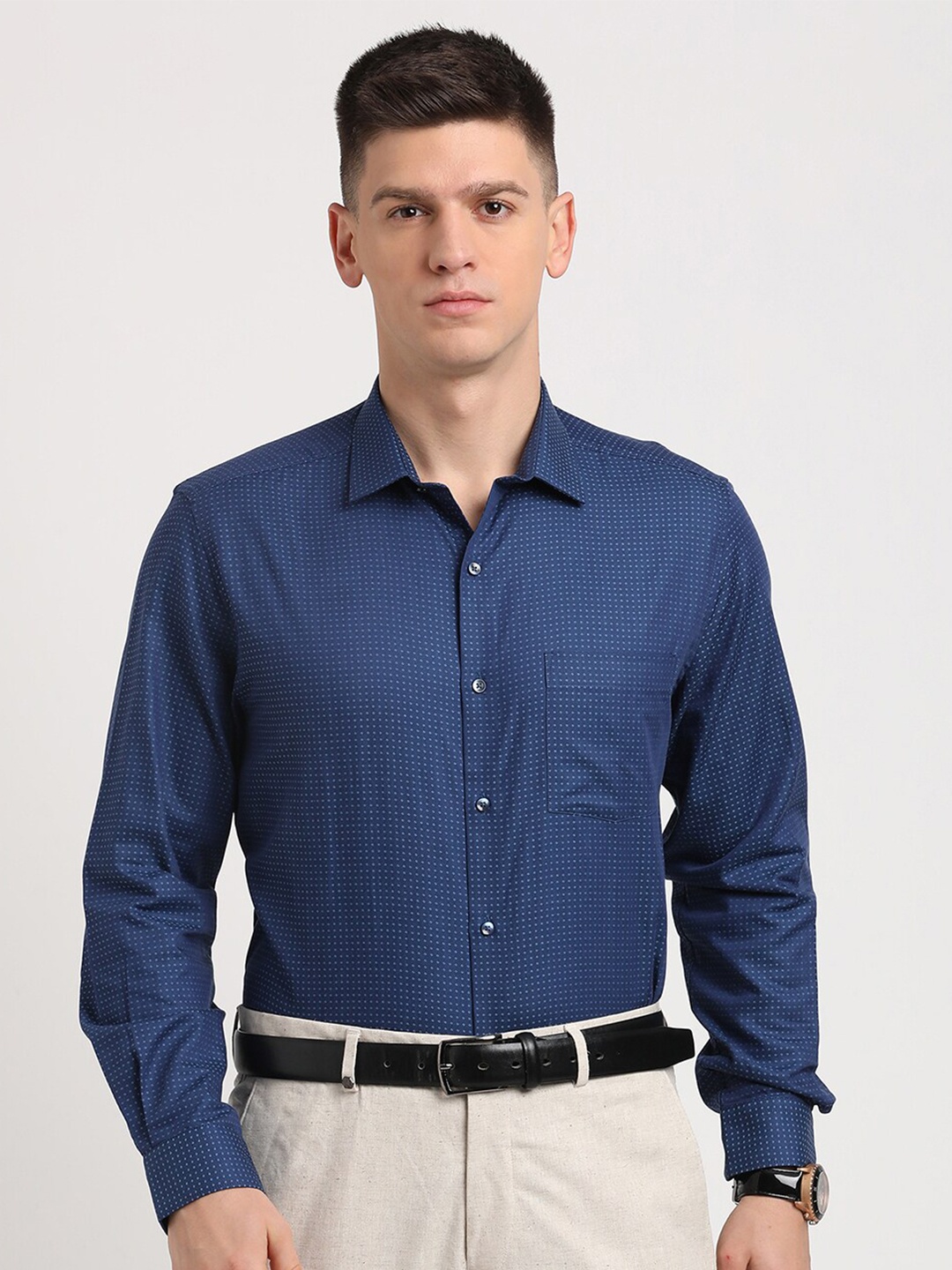 

Turtle Men Standard Slim Fit Micro Ditsy Printed Formal Pure Cotton Shirt, Navy blue