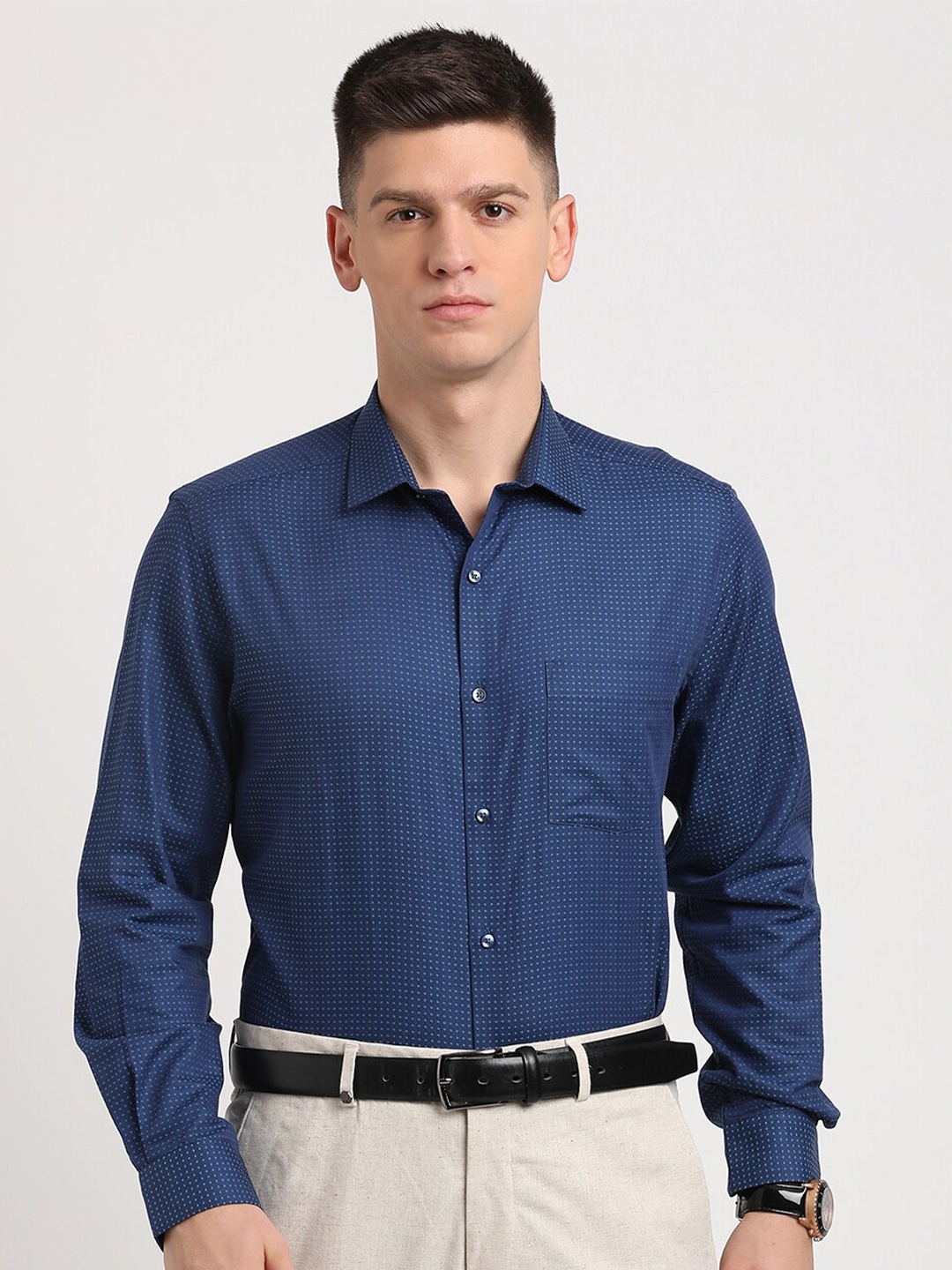 

Turtle Standard Slim Fit Textured Dobby Formal Pure Cotton Shirt, Blue