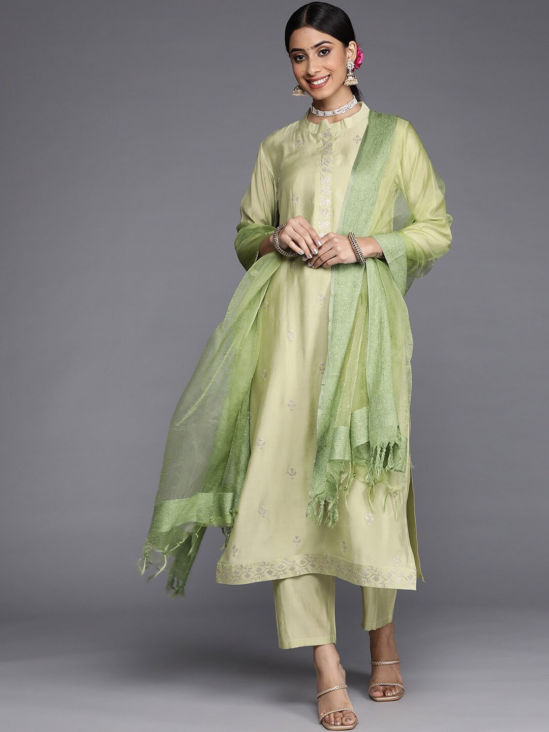 

KALINI Ethnic Motifs Embroidered Regular Sequinned Kurta With Trousers & Dupatta, Green