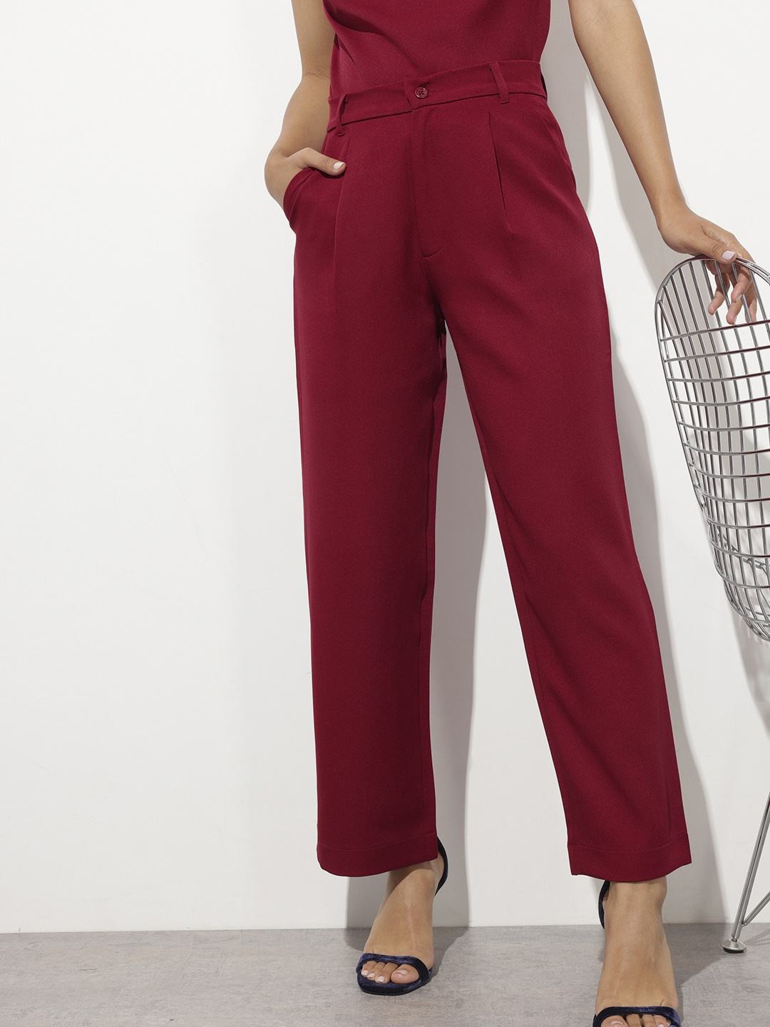 DressBerry Women Core Minimalism Pleated Trouser, Red