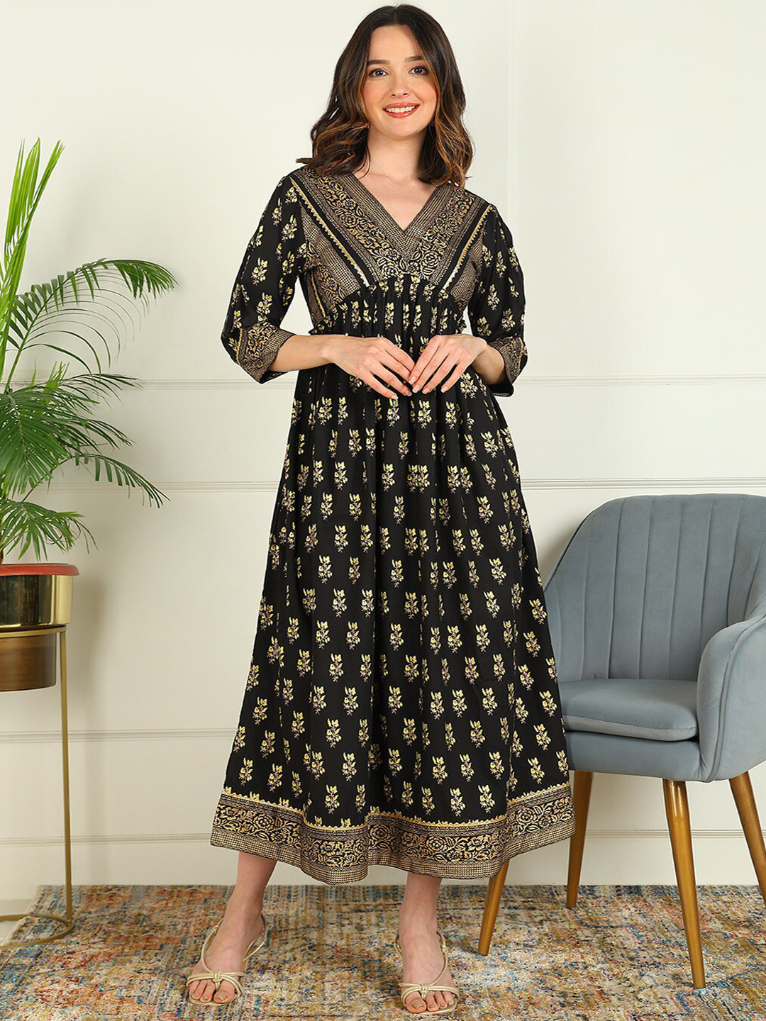 

mokshi Ethnic Motifs Printed Empire Midi Dress, Black