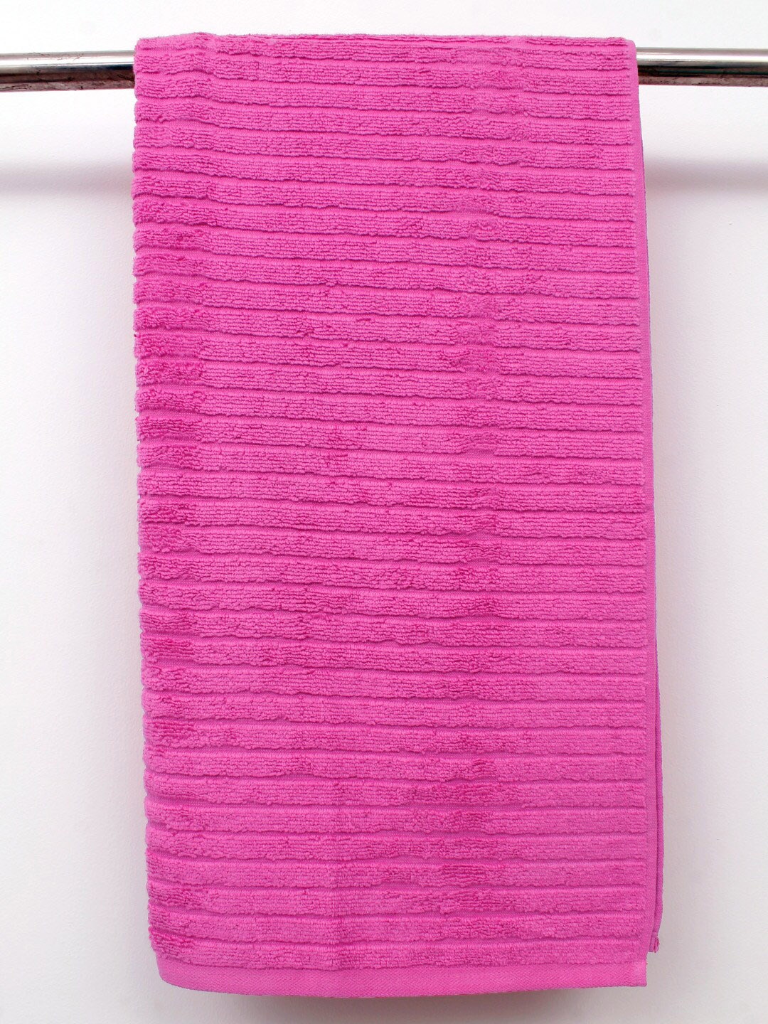 

AVI Living Pink Striped Cotton 400 GSM Bath Towel