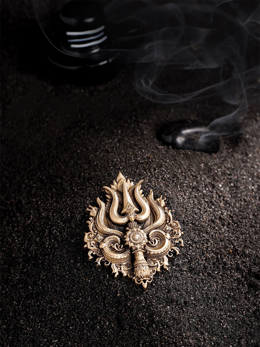 

COSA NOSTRAA Men Shiva Trishul Brooch, Gold