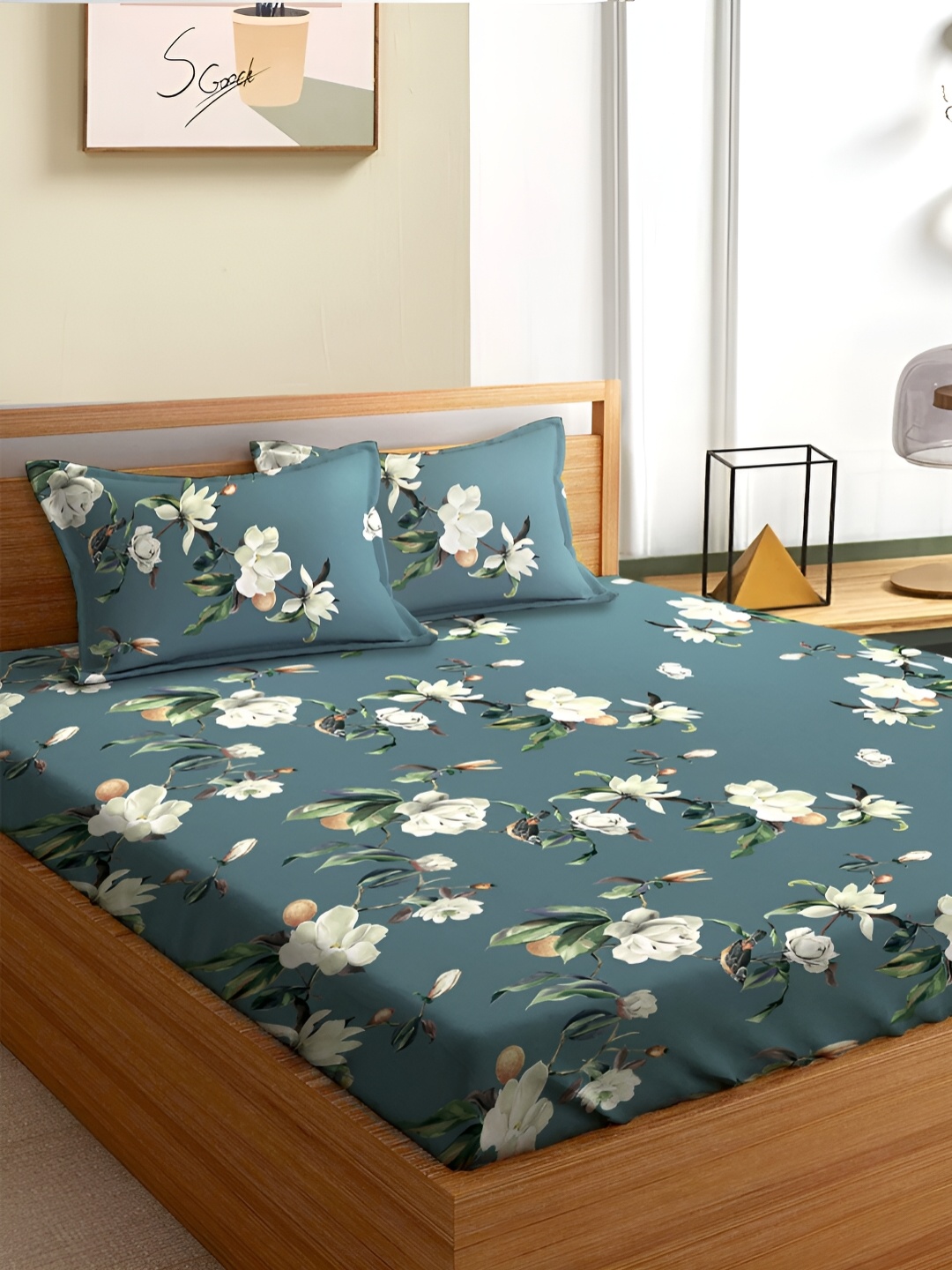 

Aura Green & White Floral 180 TC Queen Bedsheet With 2 Pillow Covers
