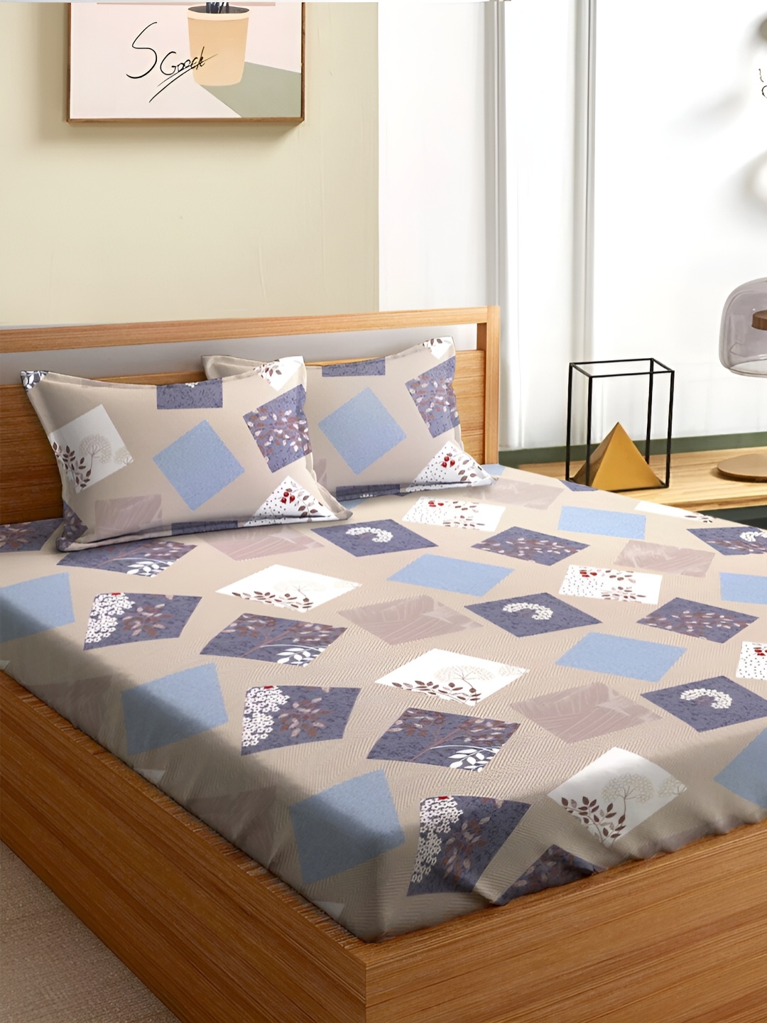 

Aura Brown & Blue Geometric 180 TC Queen Bedsheet With 2 Pillow Covers