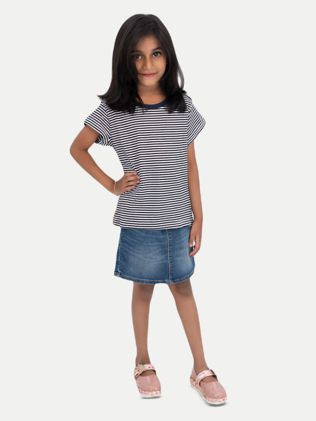 

BAESD Girls Striped Crew Neck Pure Cotton T-shirt, Black