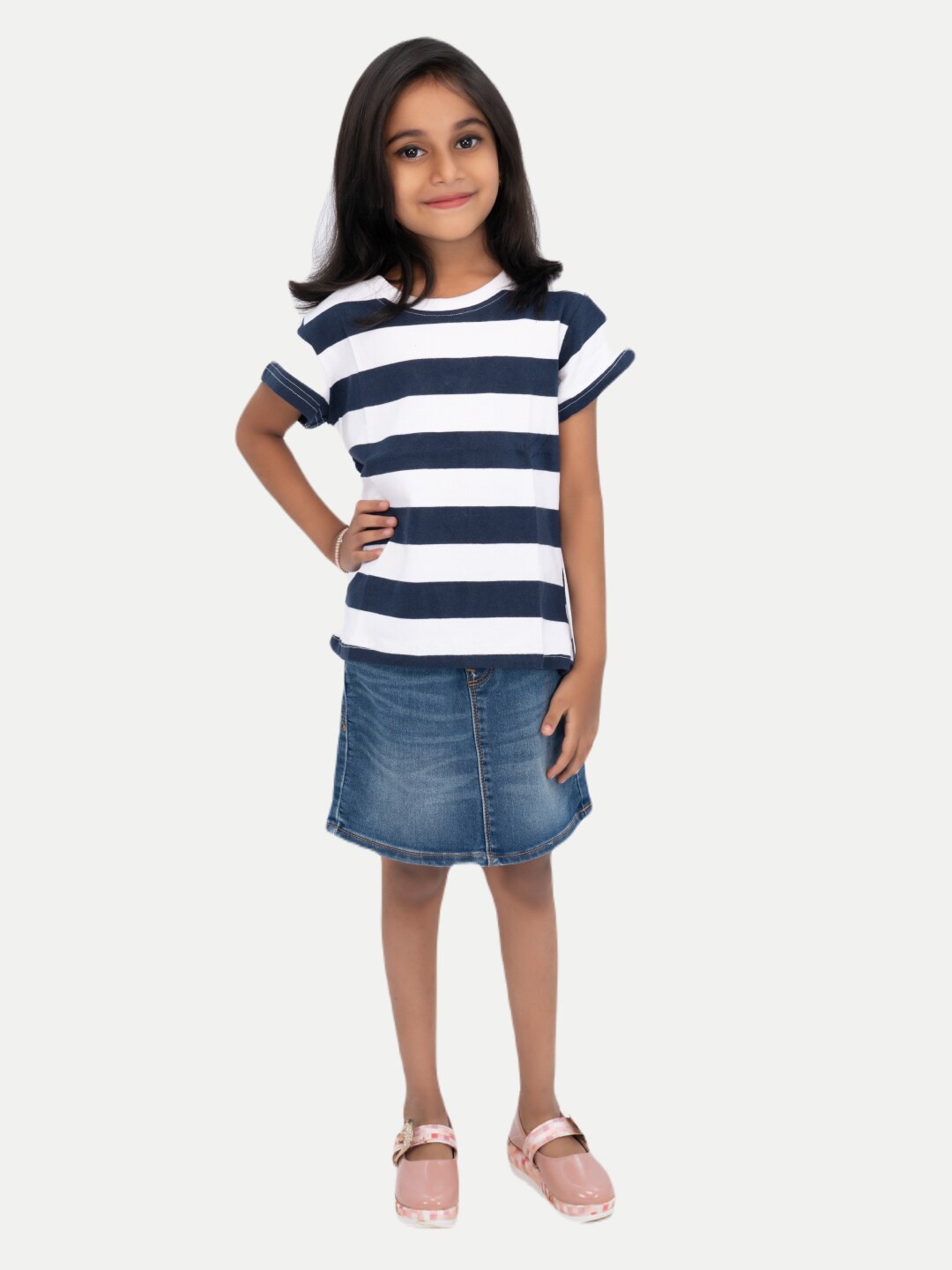 

BAESD Girls Striped Pure Cotton T-shirt, Black